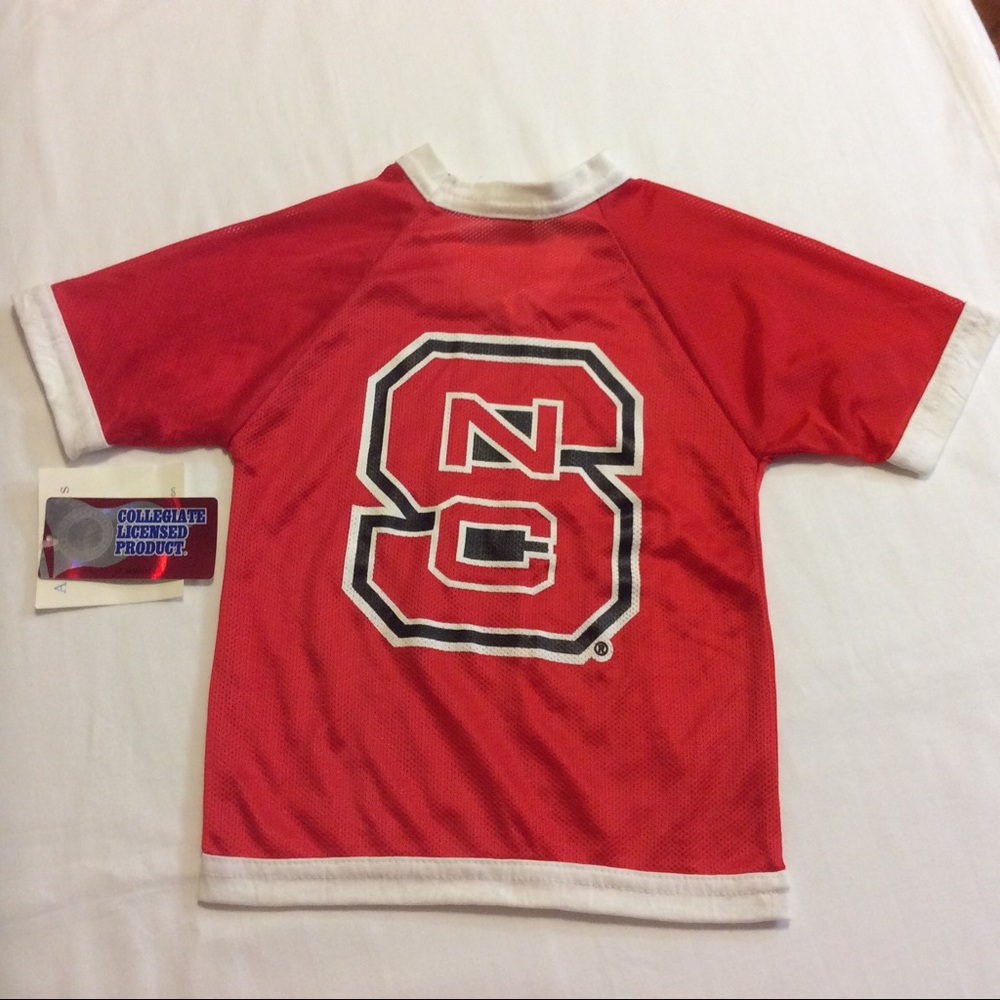 NWT NC STATE COLLEGIATE LICENSED DOG SHIRT $26